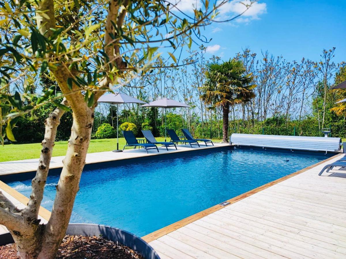 Domaine Des Hugons Villa Prignac-et-Marcamps Exteriör bild