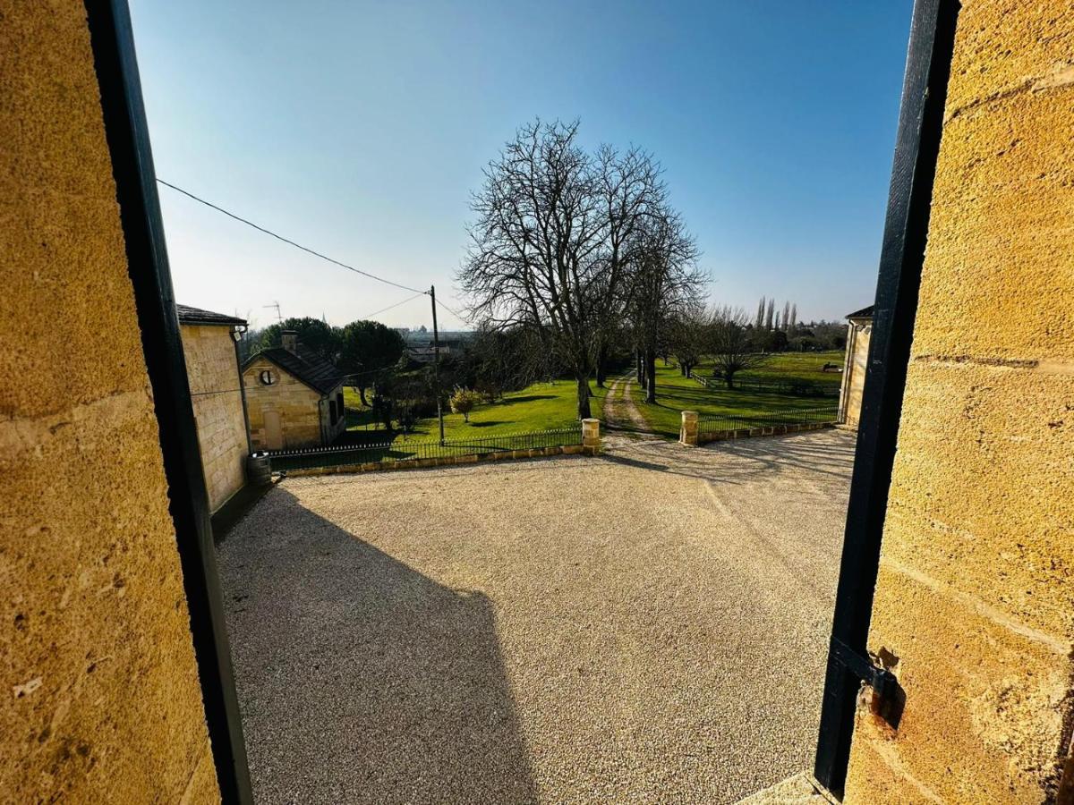 Domaine Des Hugons Villa Prignac-et-Marcamps Exteriör bild